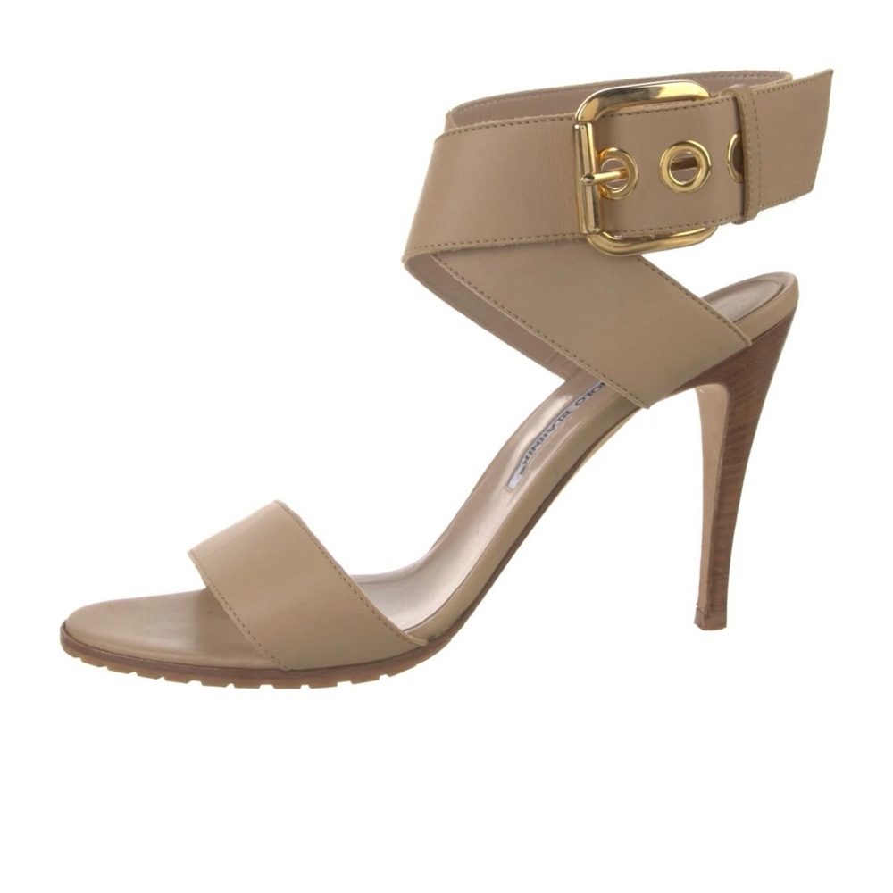 Manolo Blahnik Beige Heels with Gold Accent